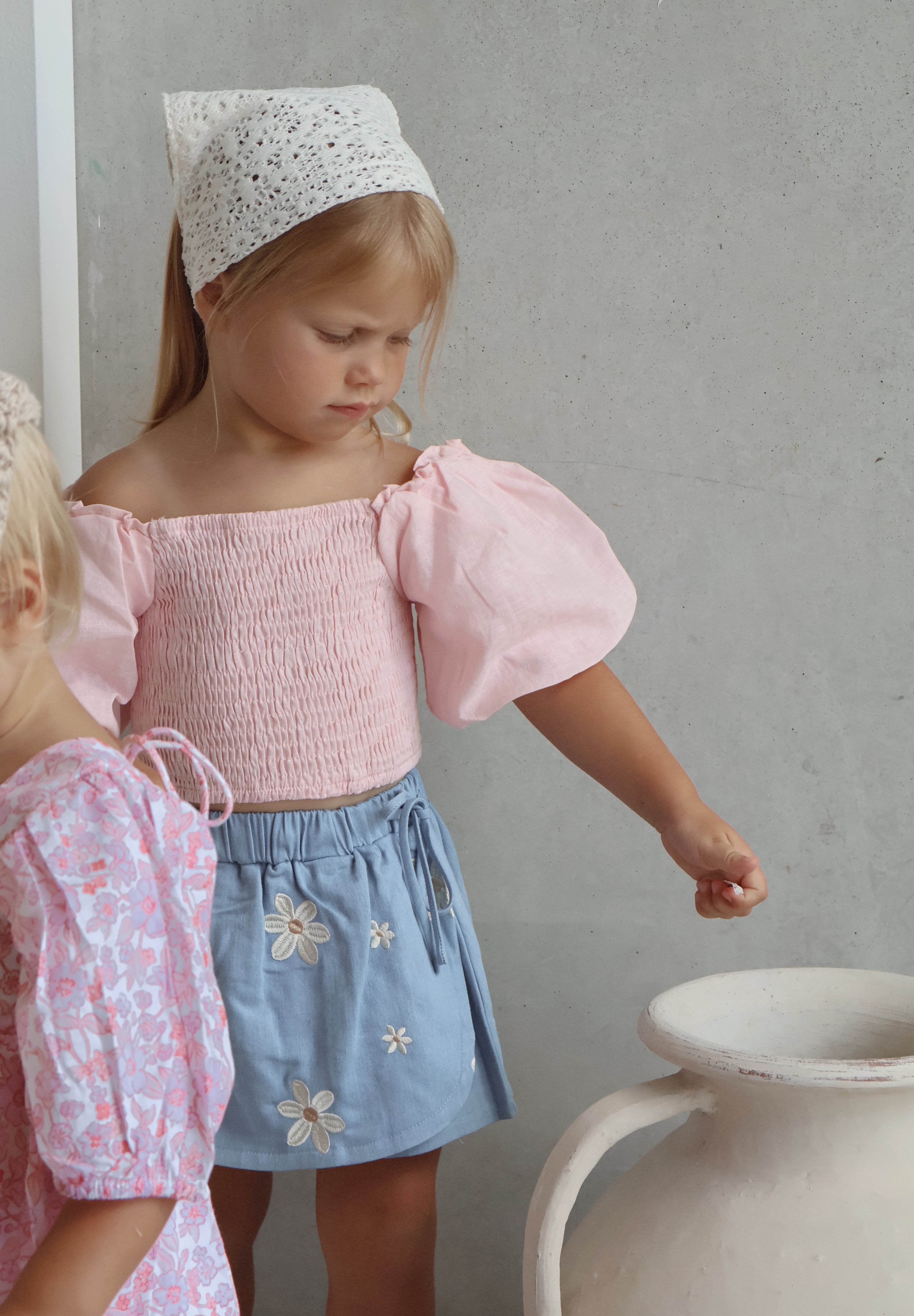 Bubblegum  Linen Puff Sleeve Crop