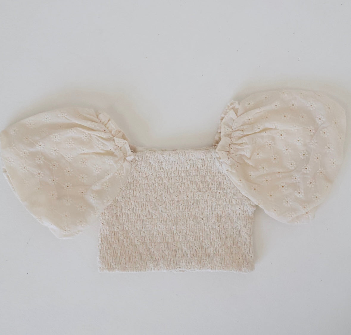 PRE-ORDER - Daisy Lace Puff Sleeve Crop Top